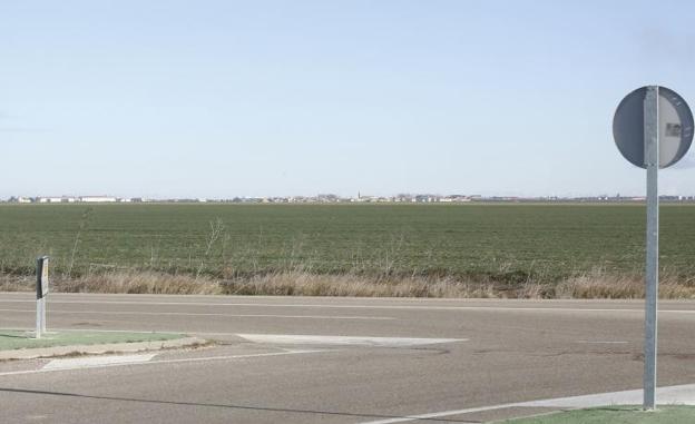 Terrenos por donde se prevé que pase el último tramo de la futura Ronda Exterior Oeste (VA-30). 