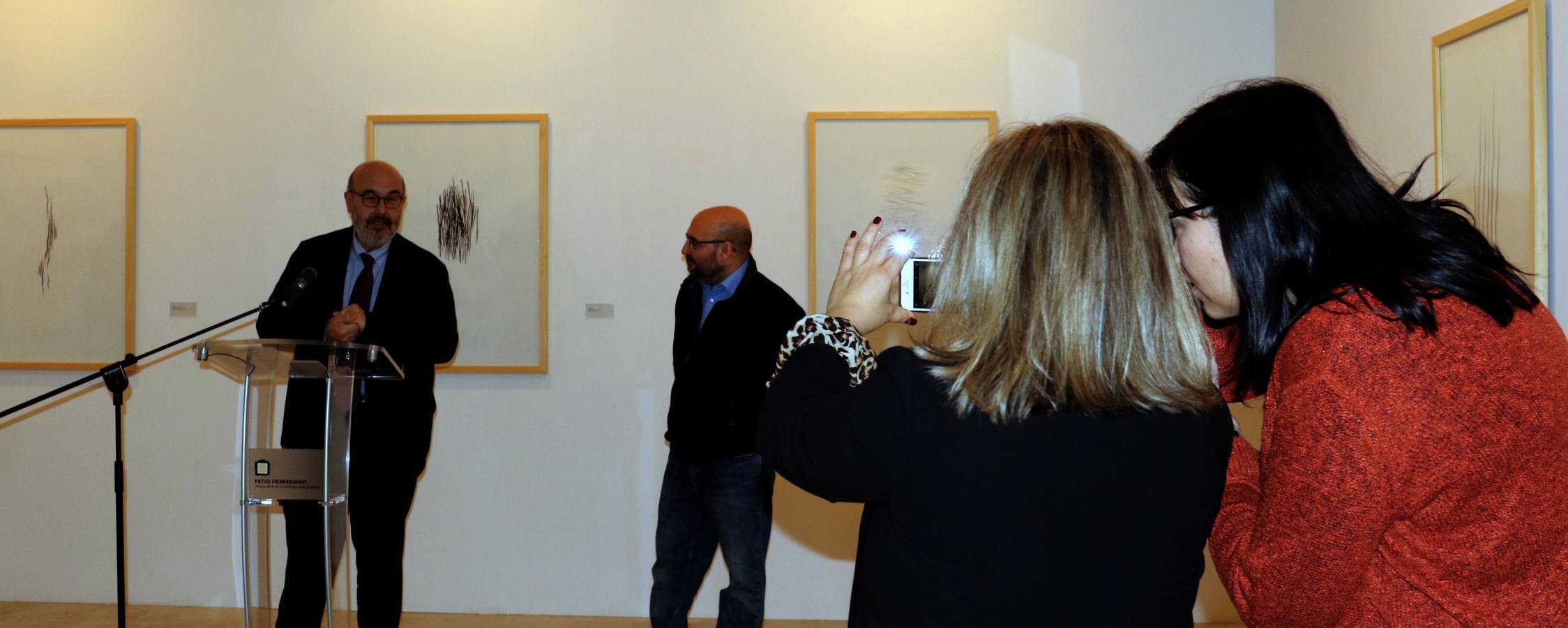 Una muestra de 25 dibujos bajo el epígrafe 'PróLogos', título que juega con su ambivalencia semántica y que supone su primera muestra individual