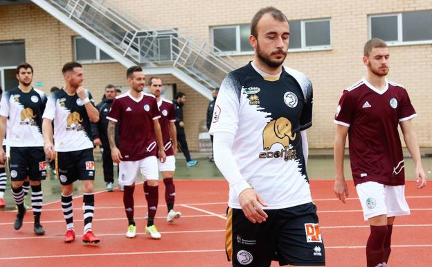 Adrián Llano, en el partido frente el Salamanca CF UDS.