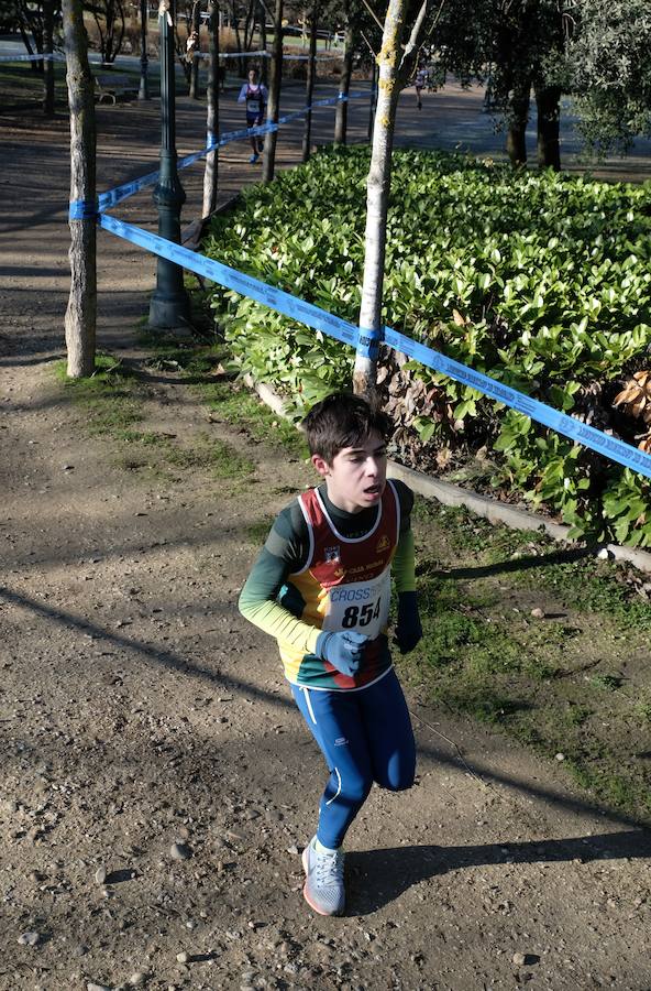 Fotos: XXXV Cross Rondilla &#039;Las 12 uvas&#039;: categoría junior y juvenil masculino y femenino