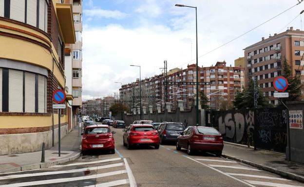Calle Estación el cruce de Padre Claret,en Valladolid. 