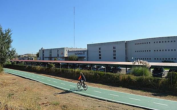 Vista general del Instituto de Educación Secundaria Alfonso IX de Zamora, que será sede de la Escuela Nacional de Industrias Lácteas. 