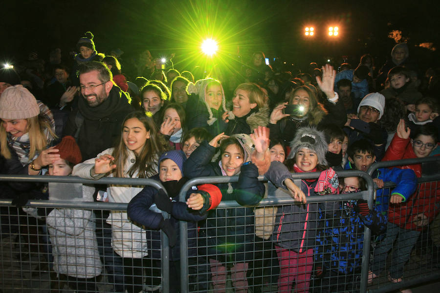 Fotos: Segovia recibe a los Reyes Magos de Oriente