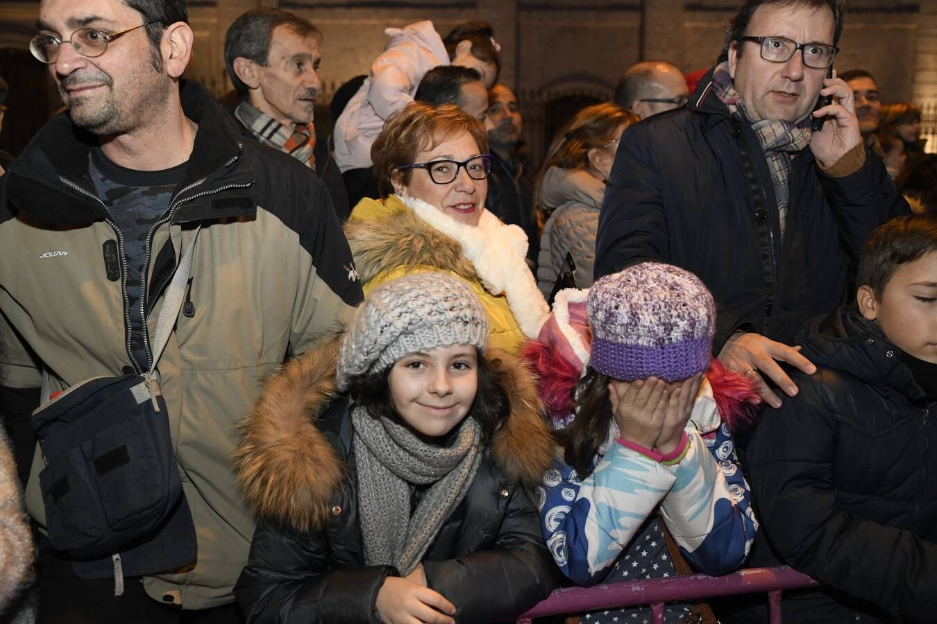 Fotos: Público en la cabalgata de Reyes de Valladolid (1/4)