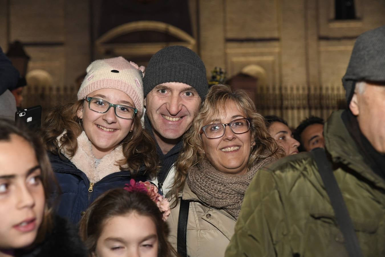 Fotos: Público en la cabalgata de Reyes de Valladolid (2/4)