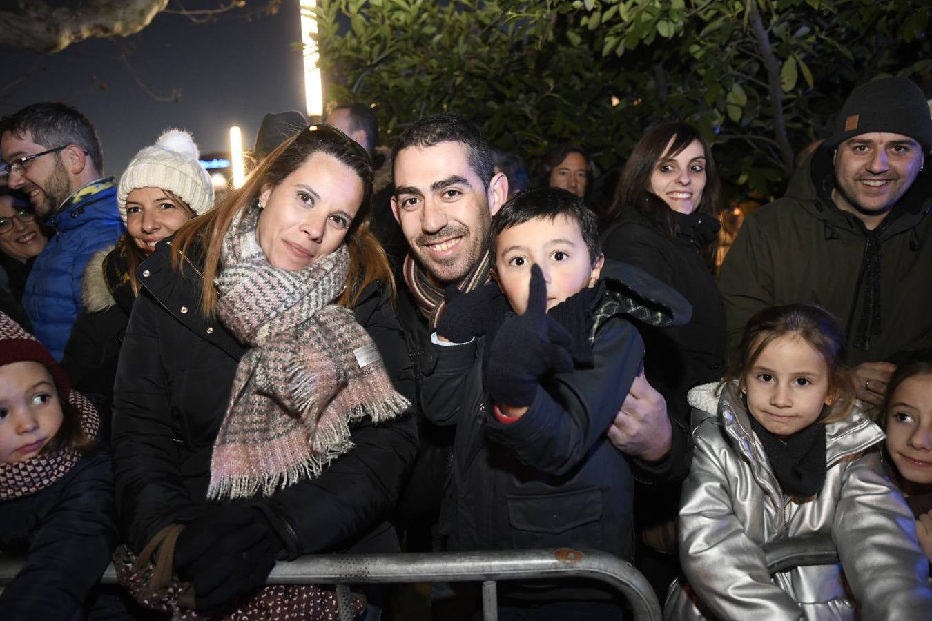 Fotos: Público en la cabalgata de Reyes de Valladolid (2/4)