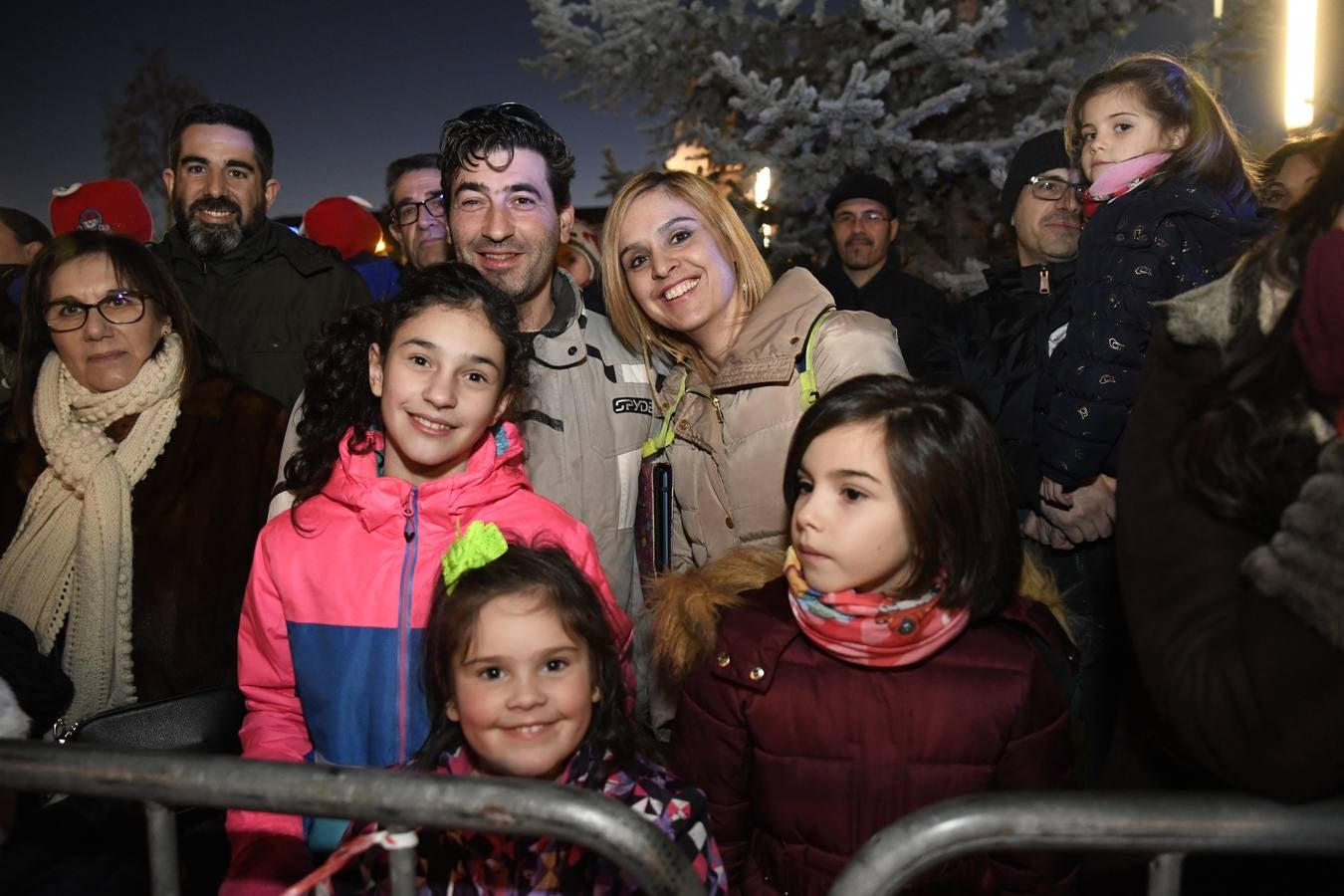 Fotos: Público en la cabalgata de Reyes de Valladolid (2/4)