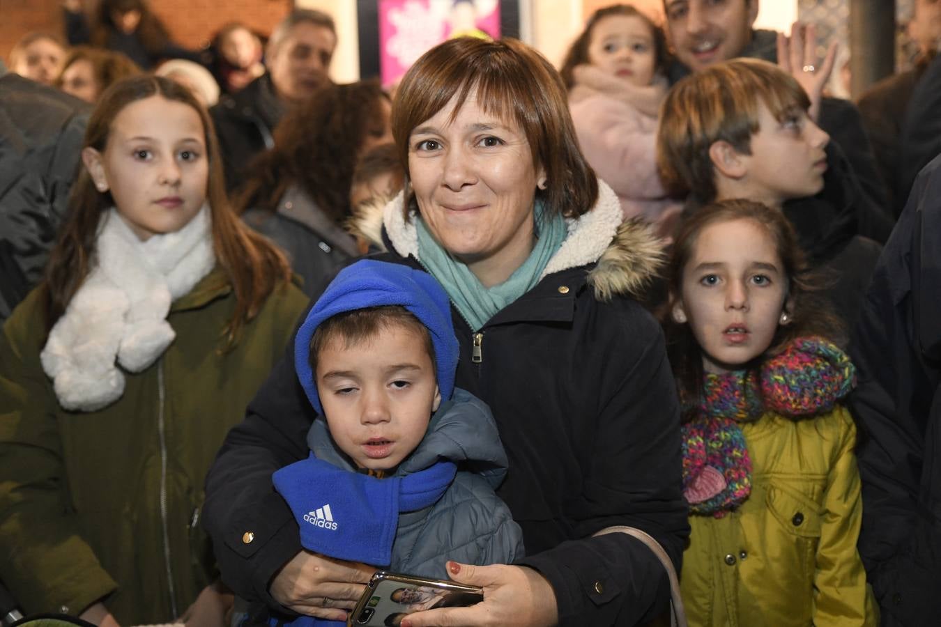 Fotos: Público en la cabalgata de Reyes de Valladolid (3/4)