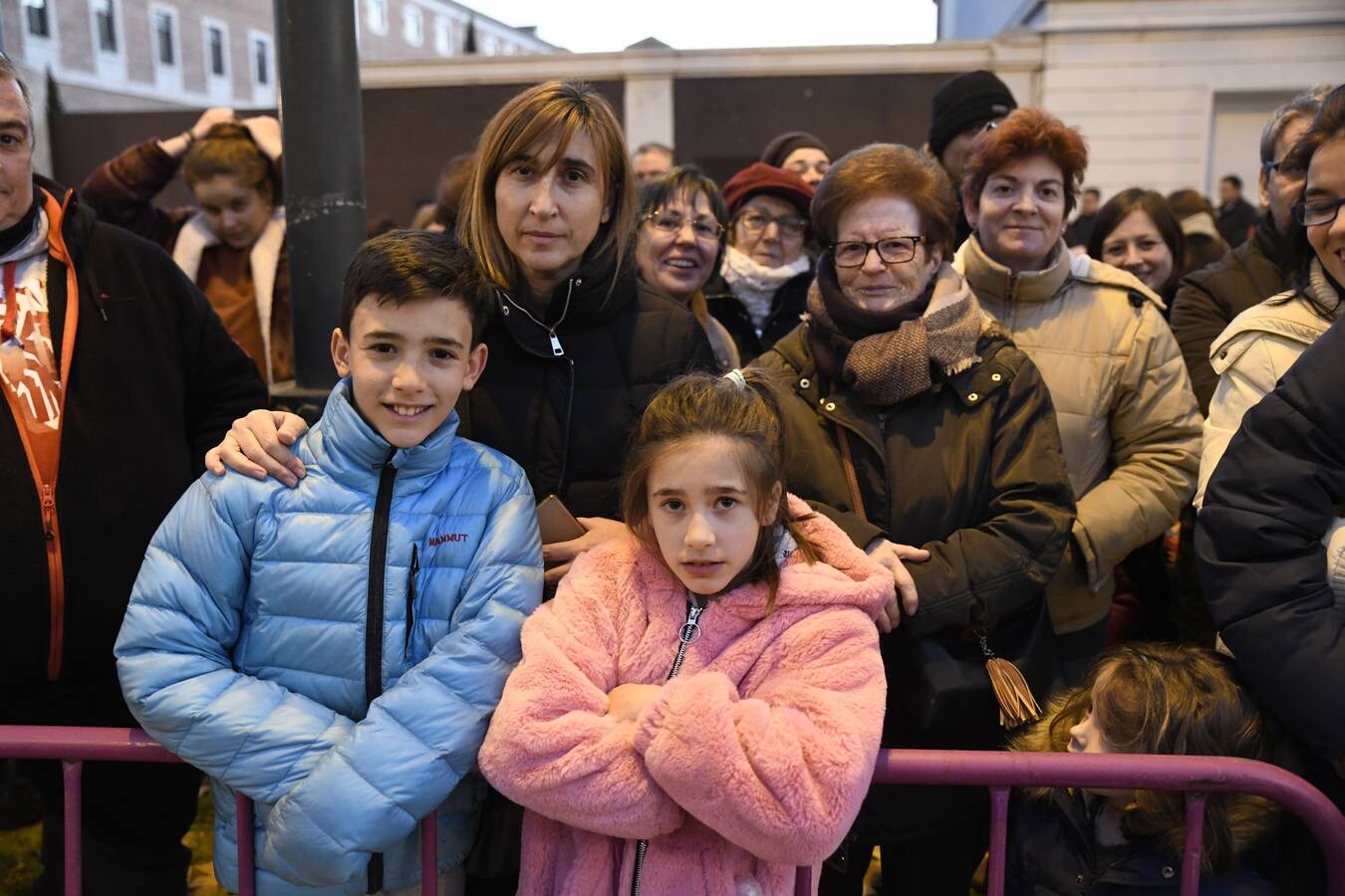 Fotos: Público en la cabalgata de Reyes de Valladolid (4/4)