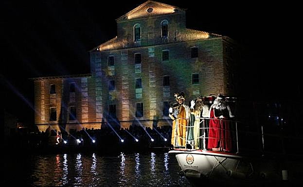 Los Reyes Magos llegan a Medina de Rioseco. 