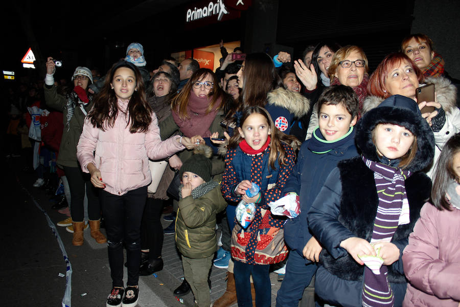 Fotos: Cabalgata de Reyes en Salamanca (2/3)