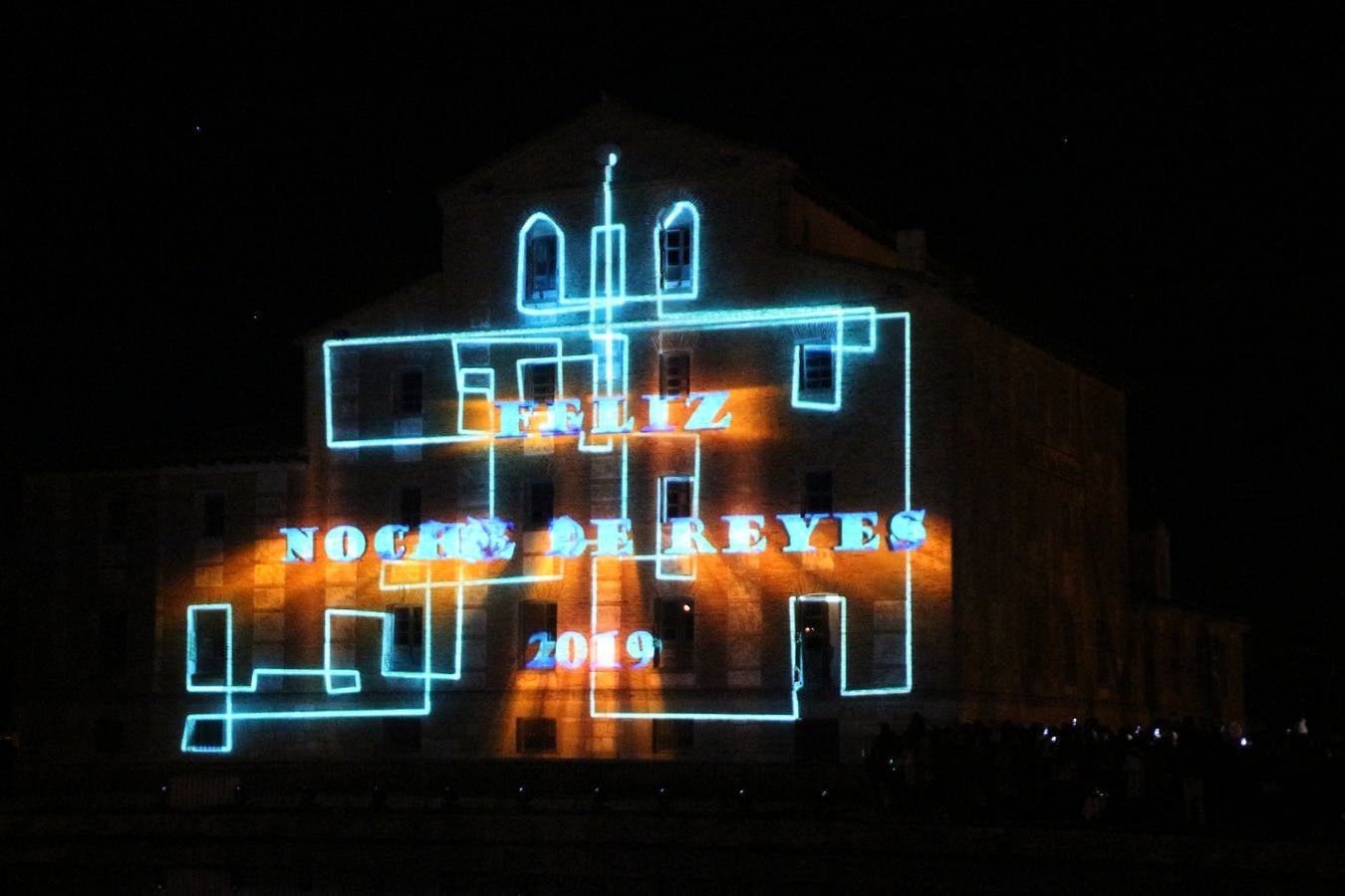 Fotos: Los Reyes Magos visitan Medina de Rioseco, Ciudad Europea de la Navidad