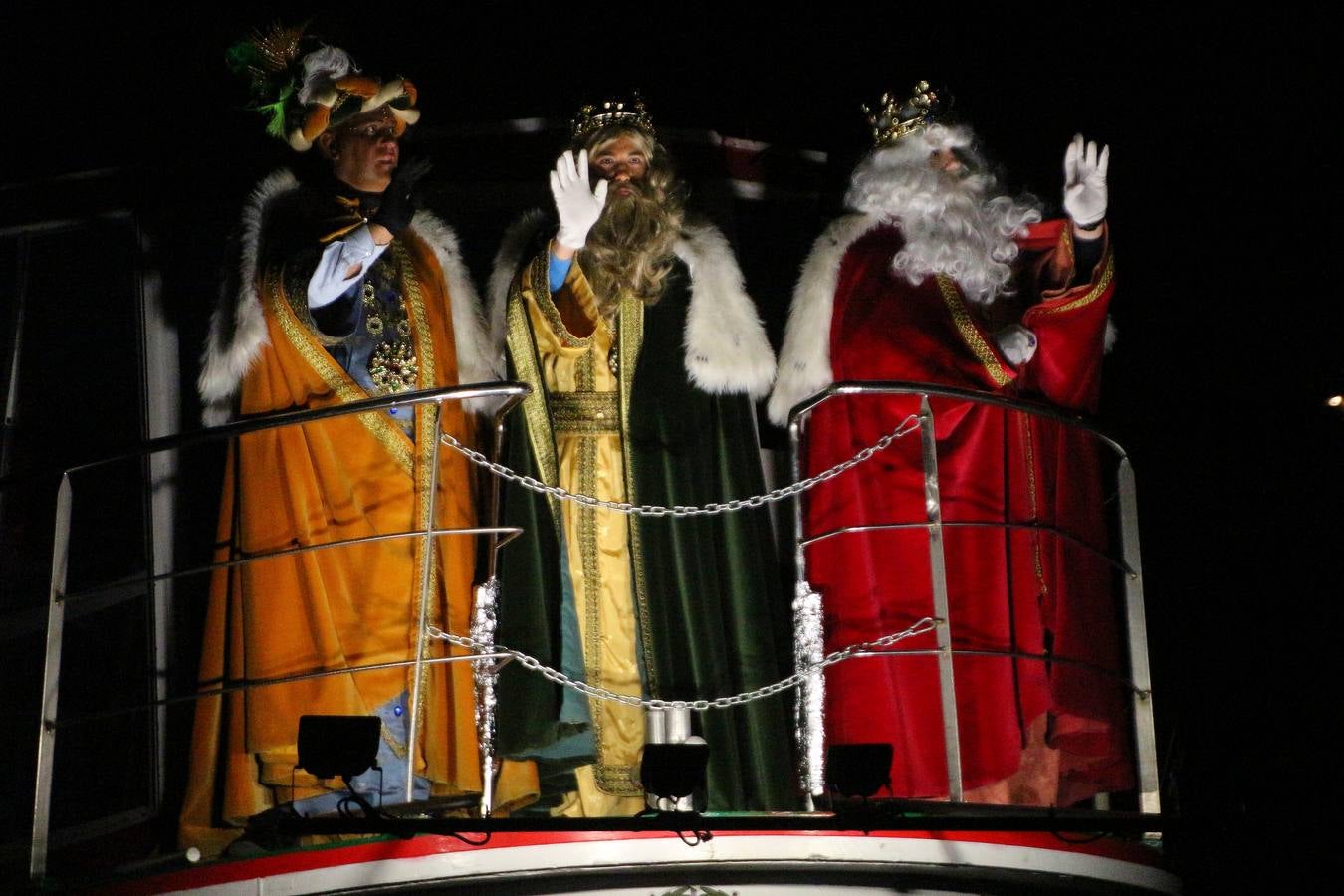 Fotos: Los Reyes Magos visitan Medina de Rioseco, Ciudad Europea de la Navidad