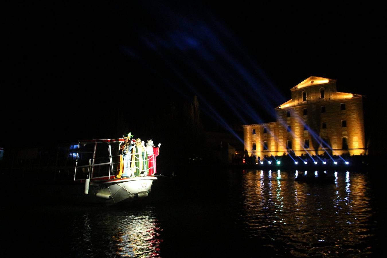 Fotos: Los Reyes Magos visitan Medina de Rioseco, Ciudad Europea de la Navidad