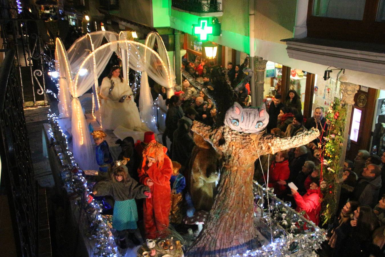 Fotos: Los Reyes Magos visitan Medina de Rioseco, Ciudad Europea de la Navidad