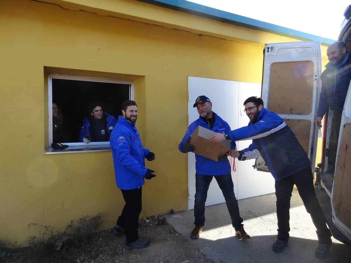 Los asistentes contarán este año con una «importante novedad» en forma de «carpa gigante» instalada a continuación del escenario en la plaza principal de la campa