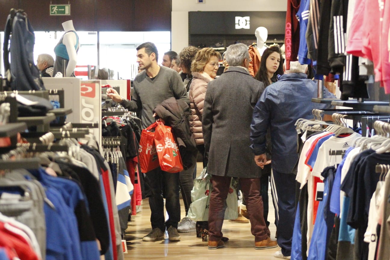 Fotos: Arrancan las rebajas de invierno en Salamanca