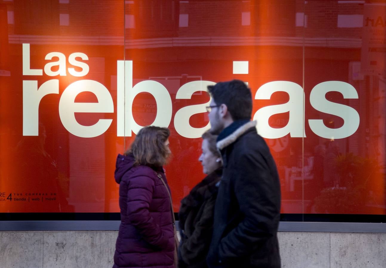 Fotos: Lunes 7 de enero, primer día de rebajas generales en Valladolid
