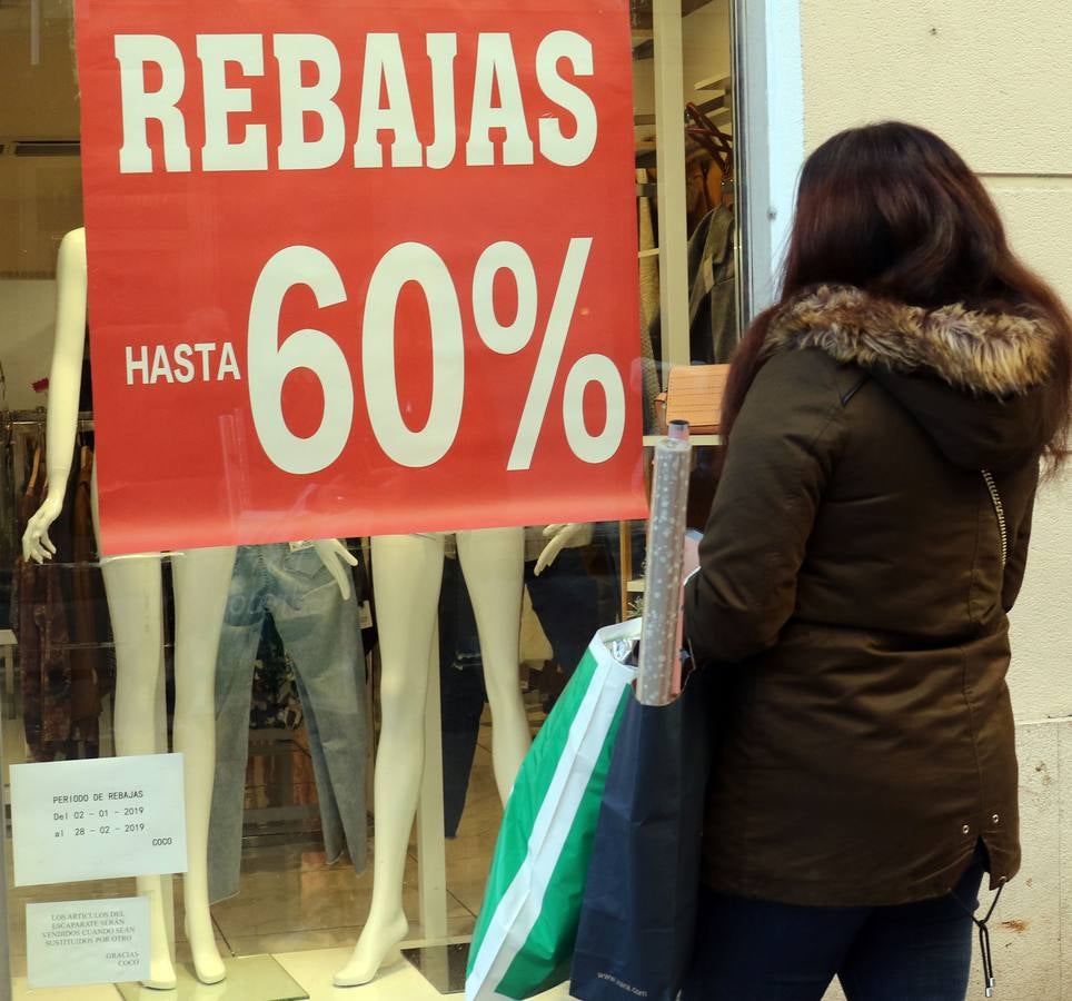Fotos: Lunes 7 de enero, primer día de rebajas generales en Valladolid