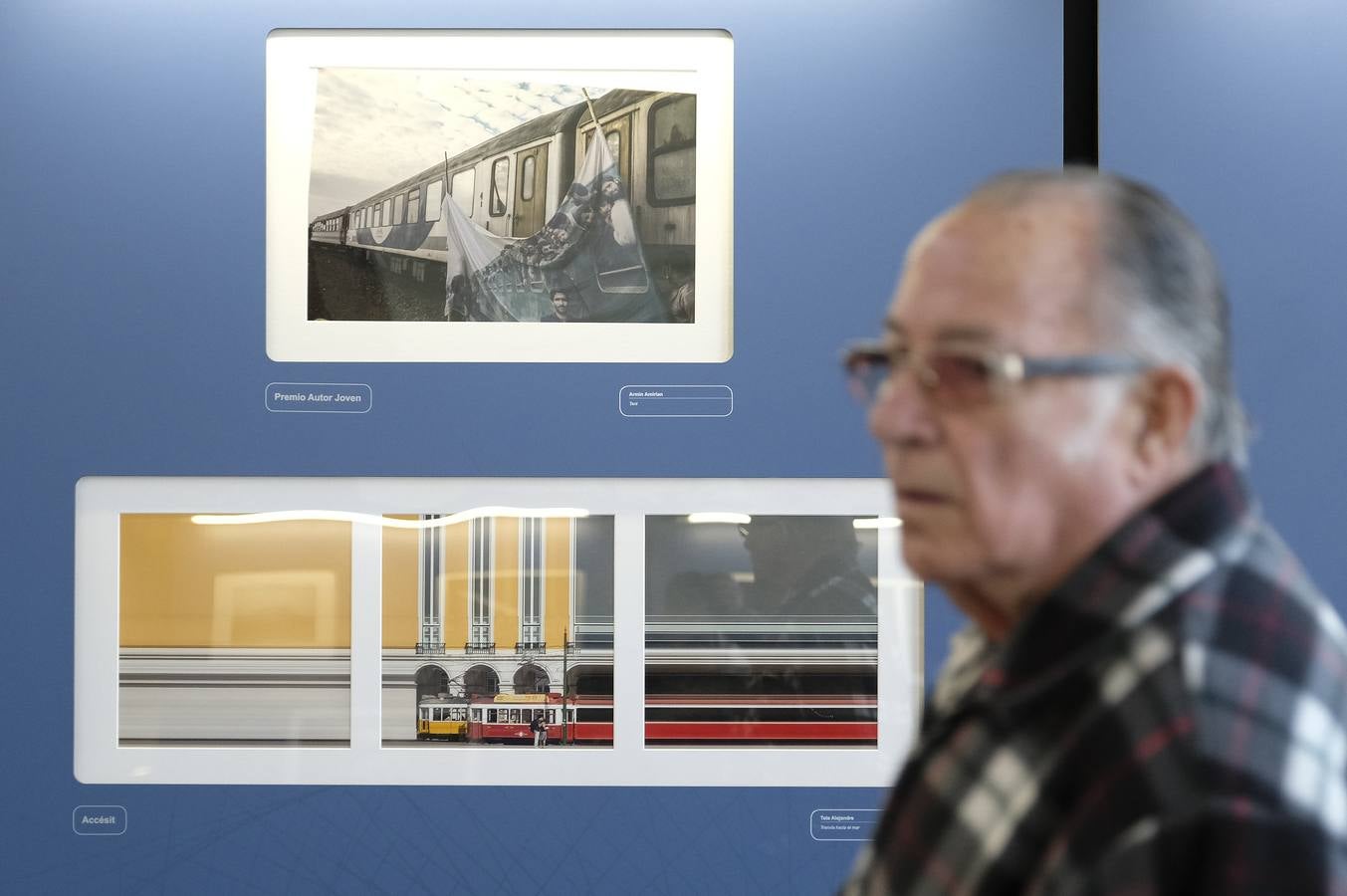 Organizada por la Fundación de los Ferrocarriles Españoles y Adif, reúne las obras premiadas, seleccionadas y preseleccionadas en el 29º concurso fotográfico 'Caminos de Hierro', y se podrá visitar hasta el 11 de febrero