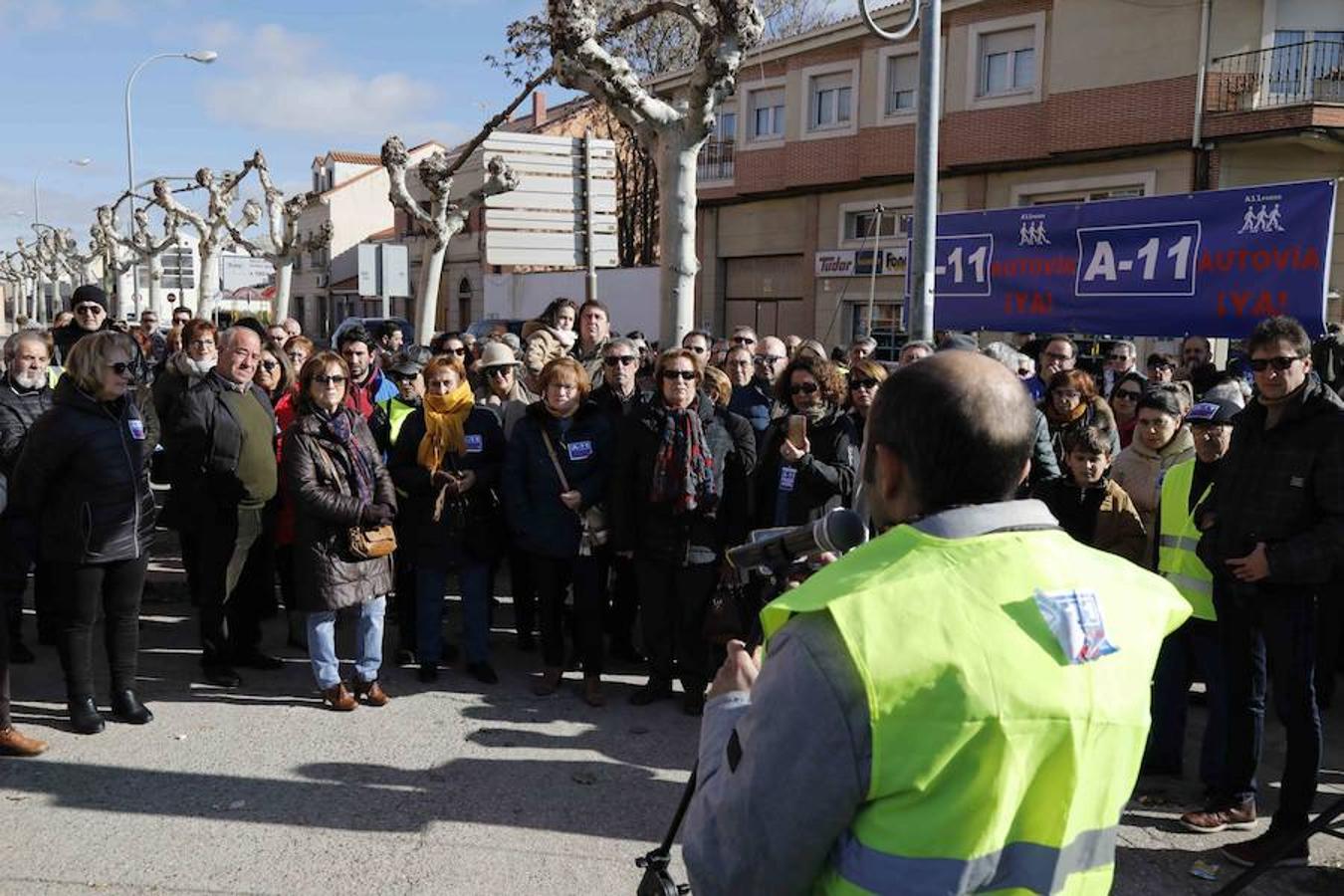 Fotos: Nueva concentración en Peñafiel para reclamar la A-11