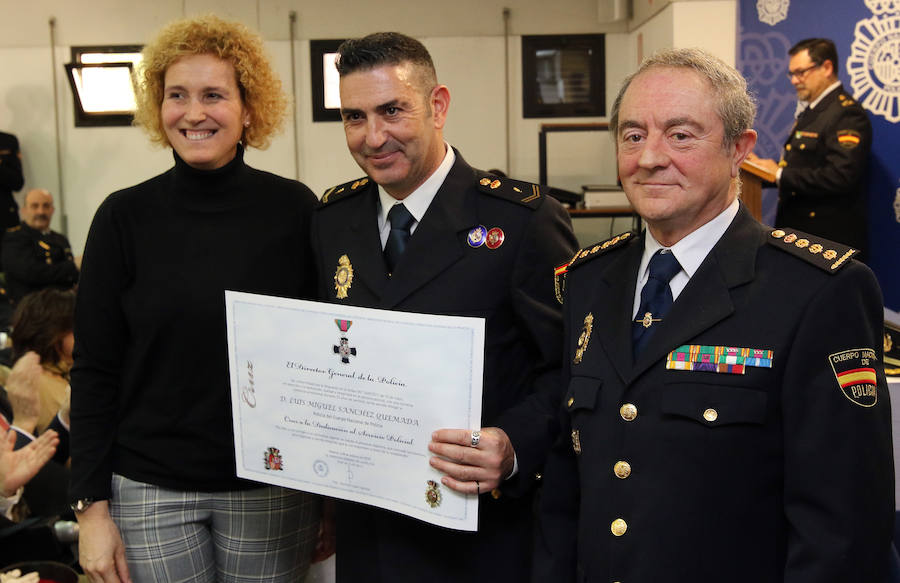 Fotos: Celebración del aniversario de la Policía Nacional en Segovia