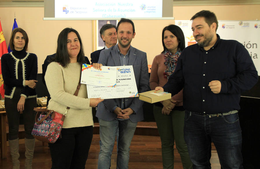 Fotos: Entrega de premios del concurso provincial de belenes.