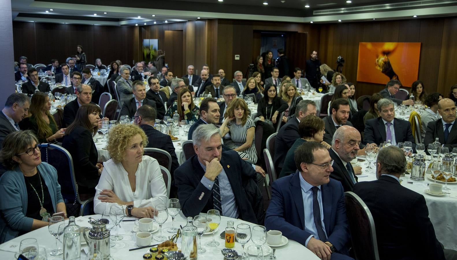 La presidenta federal del PSOE ha destacado que hasta ahora ha sido muy fácil incumplir los acuerdos internacionales en pro del medio ambiente porque «ha salido gratis» su incumplimiento