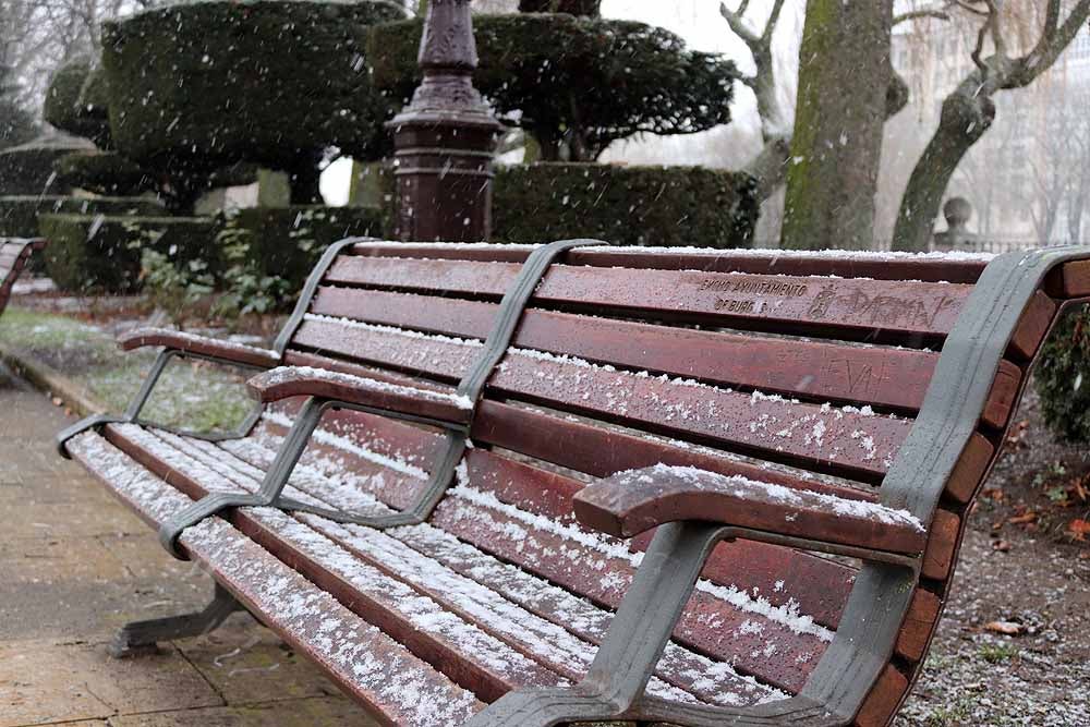 Fotos: Llegan los primeros copos de nieve a Burgos