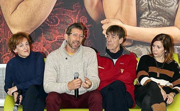 Desde la izquierda, Ana Gallego, Claudio Hochman, Ángel Sánchez y Lola Baceiredo. 