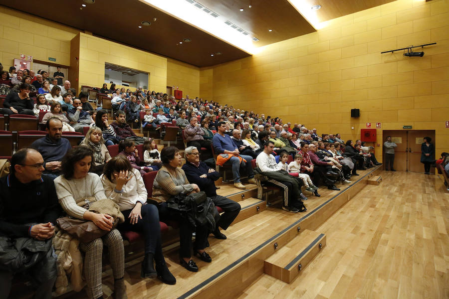 Fotos: Villares de la Reina estrena su flamante auditorio