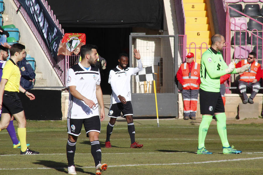 El equpo de Calderón encaja su segunda derrota seguida en casa y se acerca de nuevo a los puestos de descenso
