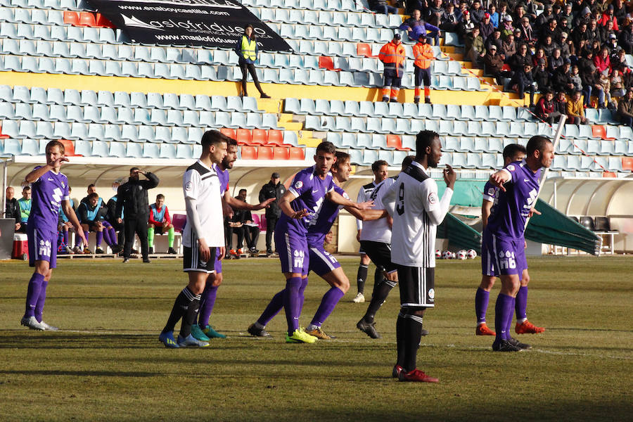 El equpo de Calderón encaja su segunda derrota seguida en casa y se acerca de nuevo a los puestos de descenso