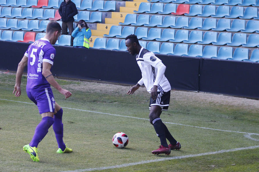 El equpo de Calderón encaja su segunda derrota seguida en casa y se acerca de nuevo a los puestos de descenso