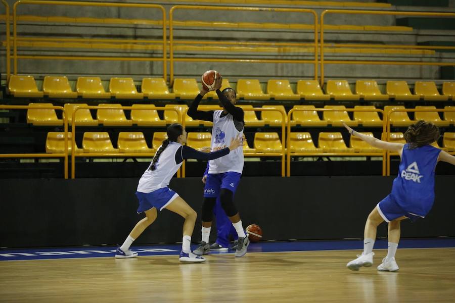 Fotos: Primer entrenamiento de Miguel Ángel Ortega al frente del CB Avenida