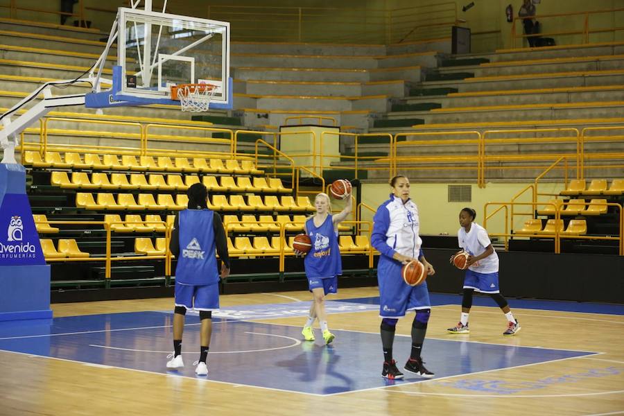Fotos: Primer entrenamiento de Miguel Ángel Ortega al frente del CB Avenida