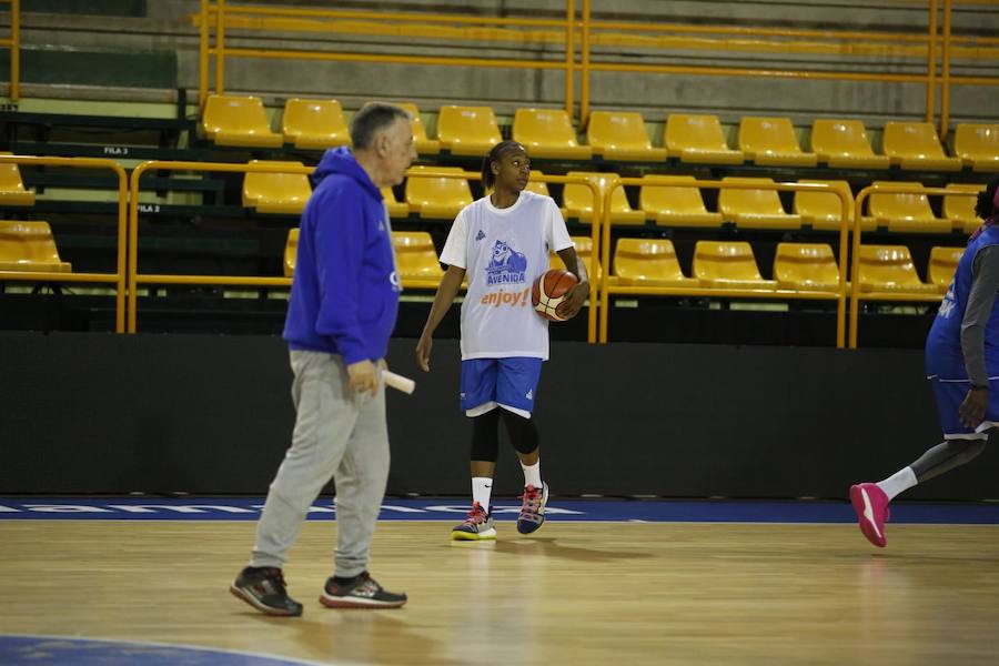 Fotos: Primer entrenamiento de Miguel Ángel Ortega al frente del CB Avenida