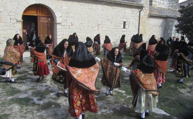 La tradicional celebración de Santa Águeda en Tiedra regresará este fin de semana. 
