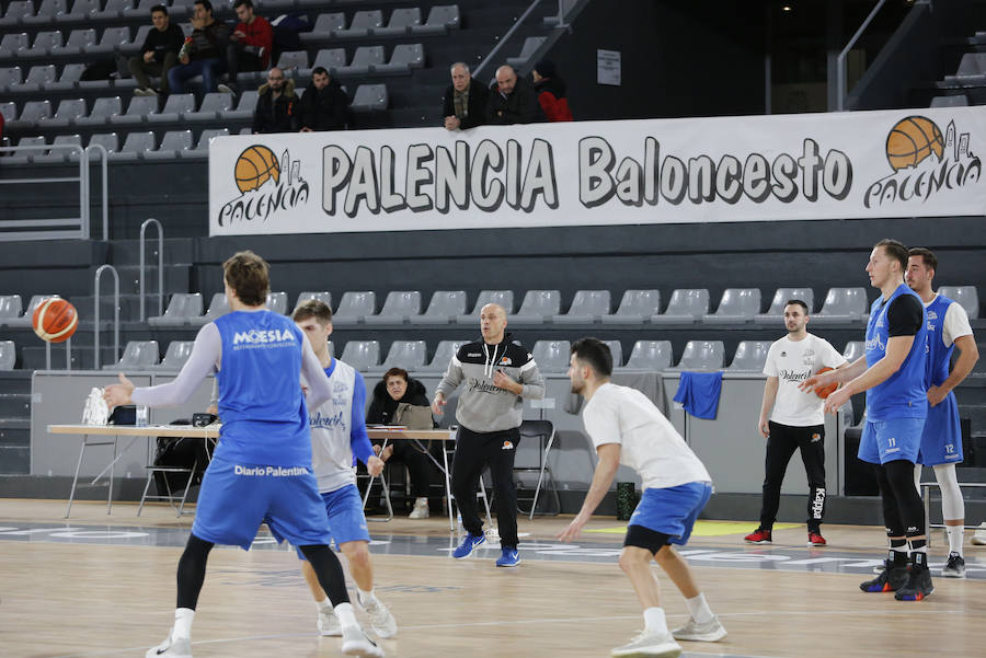 Fotos: Primer entrenamiento de Carles Marco con el Chocolates Trapa