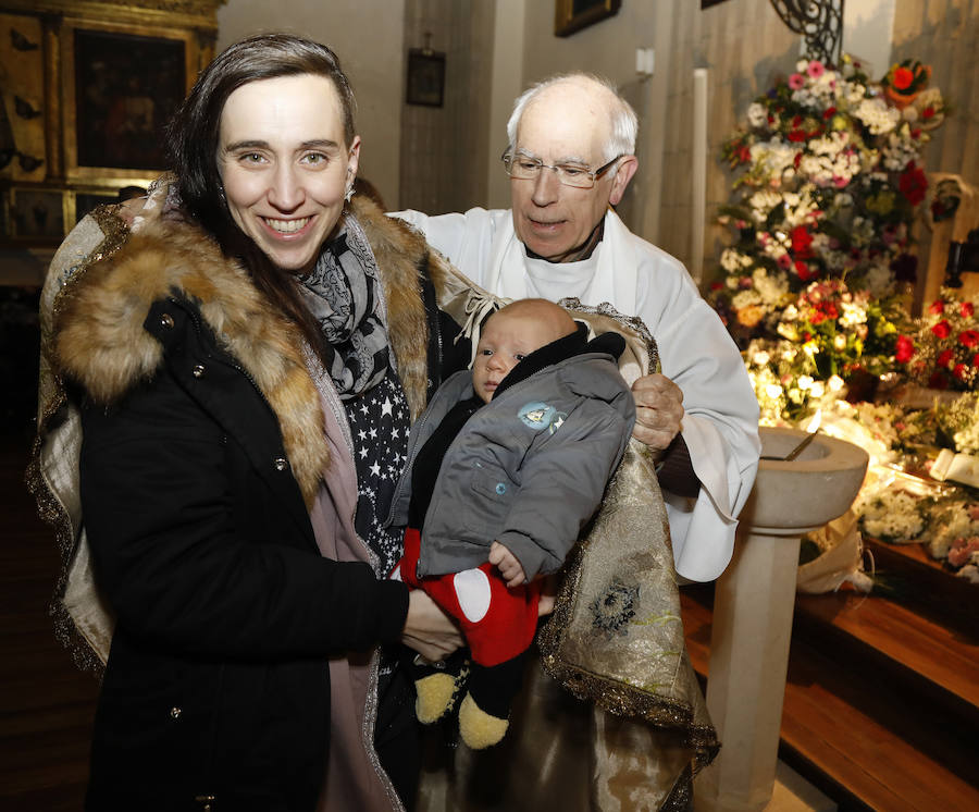 Fotos: Bendición bajo el manto de la patrona