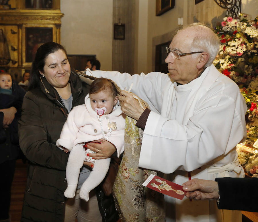 Fotos: Bendición bajo el manto de la patrona