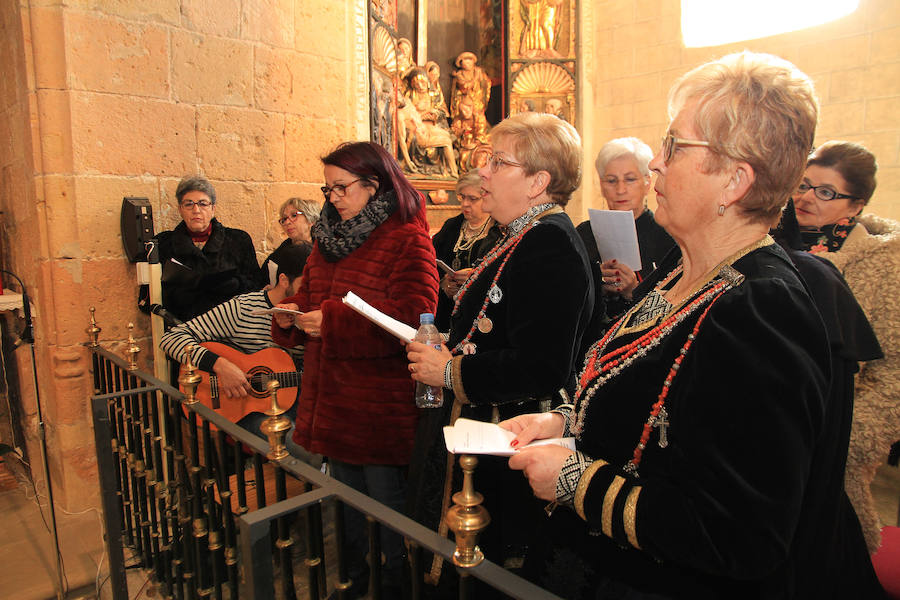 Fotos: Celebración de Santa Águeda en el barrio de San Lorenzo