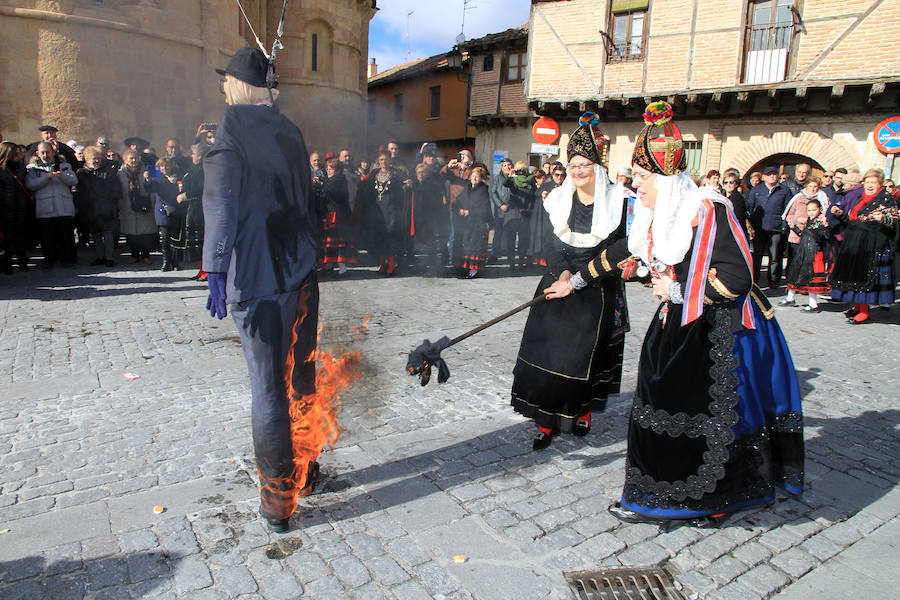 Fotos: Celebración de Santa Águeda en el barrio de San Lorenzo