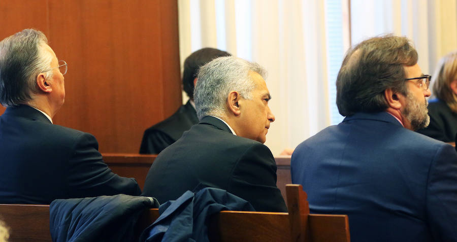 Fotos: Inicio del juicio por las prejubilaciones de Caja Segovia