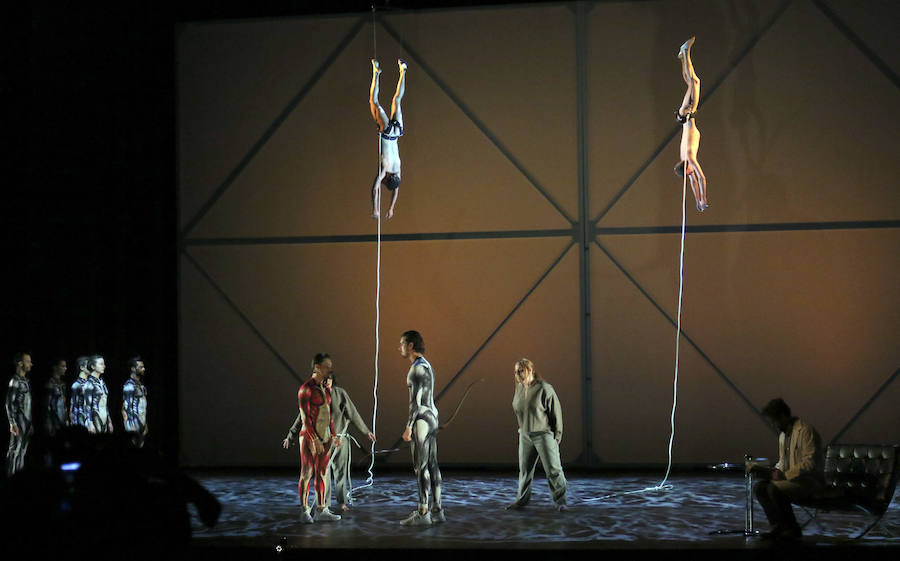 Fotos: Ensayo de la obra &#039;El martirio de San Sebastián&#039;, de La Fura dels Baus, en el Teatro Calderón de Valladolid