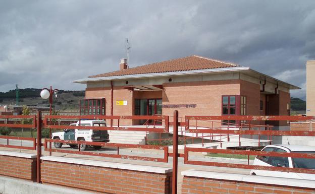 Cuartel de la Guardia Civil en la localidad de Íscar.
