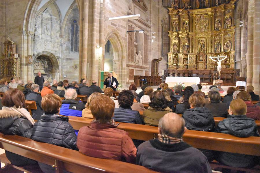 Fotos: La Colegiata de Aguilar se reabre y muestra tres piezas restauradas