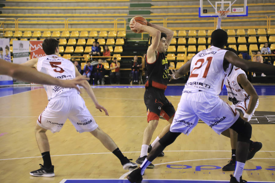 Fotos: CB Tormes vs Juaristi (40-71)
