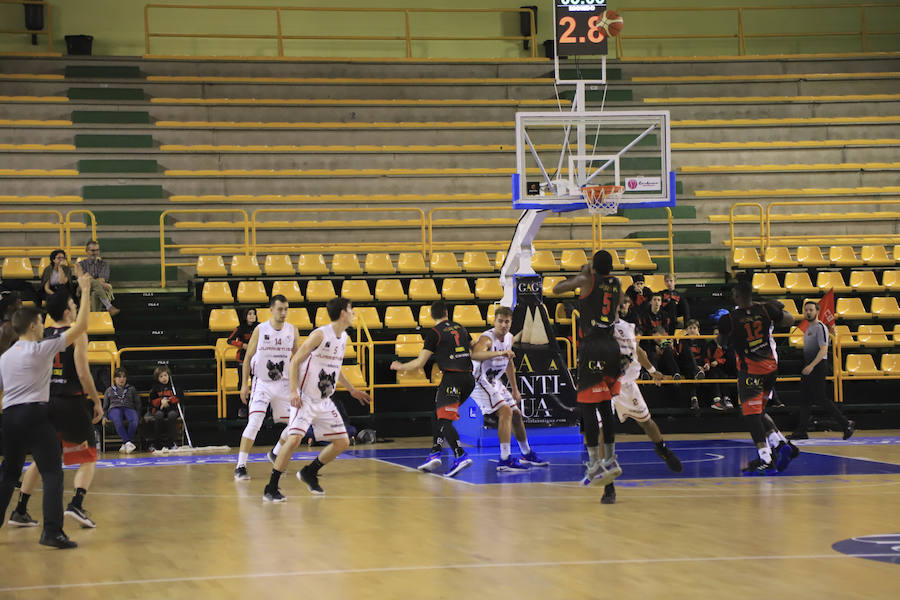 Fotos: CB Tormes vs Juaristi (40-71)