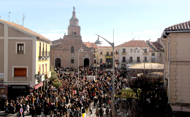 La plaza del Arrabal era un herbidero de gente el sábado. F.G. MURIEL